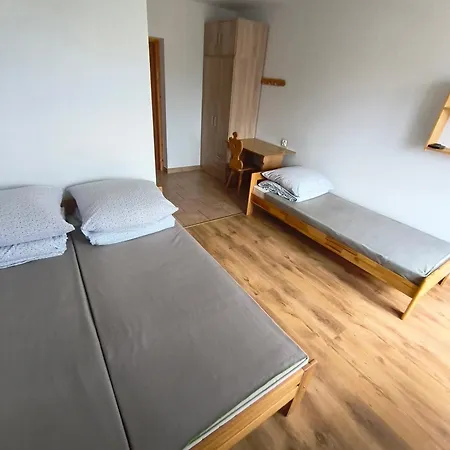 Guest house Wynajem Pokoi Maria Sowinska 3*